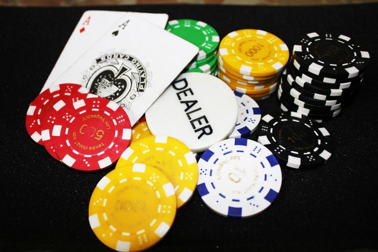 How to play casino Blackjack and win?