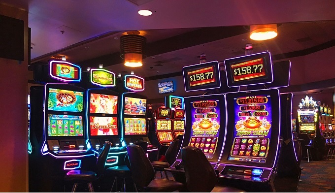What is the biggest online casino jackpot win?